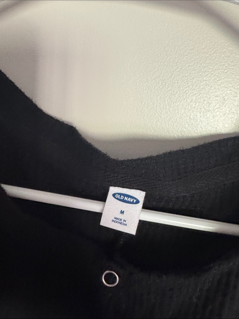 Old Navy Black Long-Sleeve Textured Henley / B34 - Picture 2 of 4